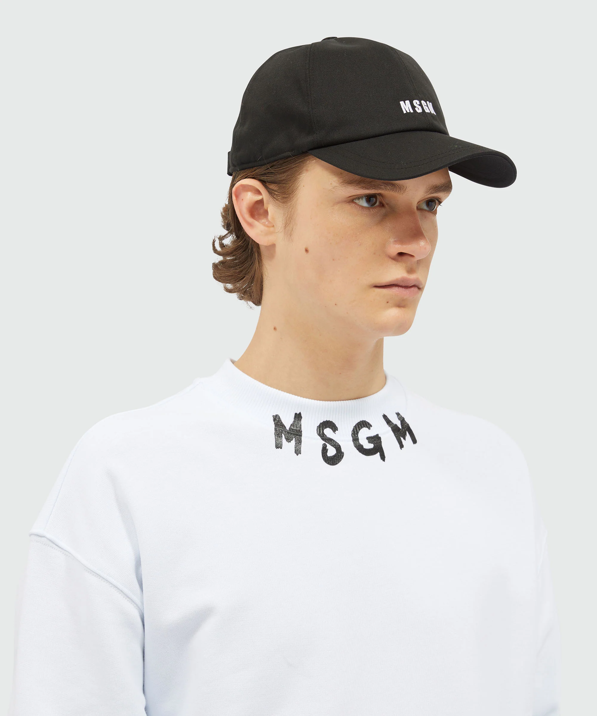 Cotton baseball cap with embroidered micro logo - Image 3